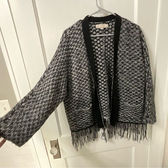 LOFT Black and gray Knit Sweater with fringe - Picture 1 of 3
